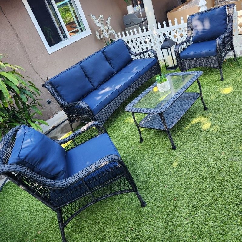 New High Back Patio Set / Outdoor Furniture.