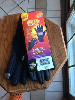 Heated Gloves.....large size ....0keeps your hands warm