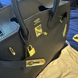 B 30 In Black 