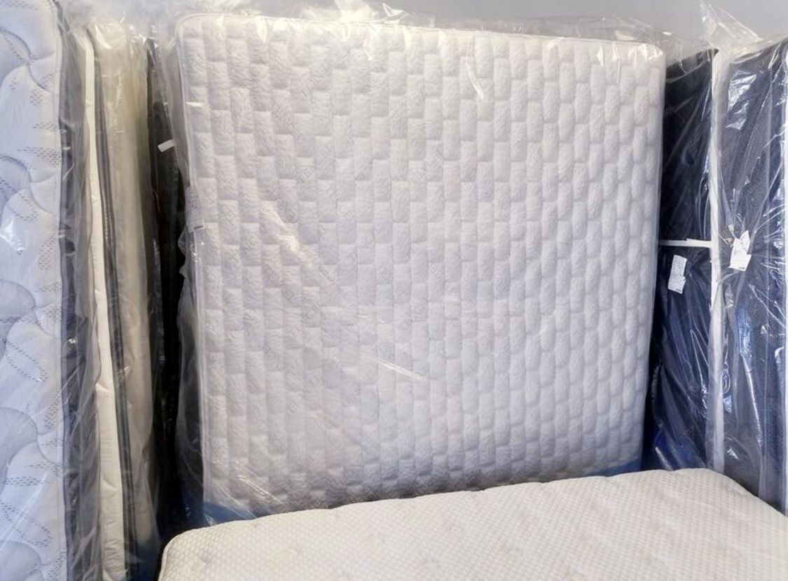 New King Size Mattress Sale! Free Same Day Delivery!