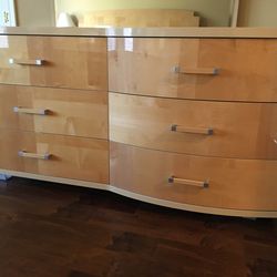 Beautiful bedroom set for sale