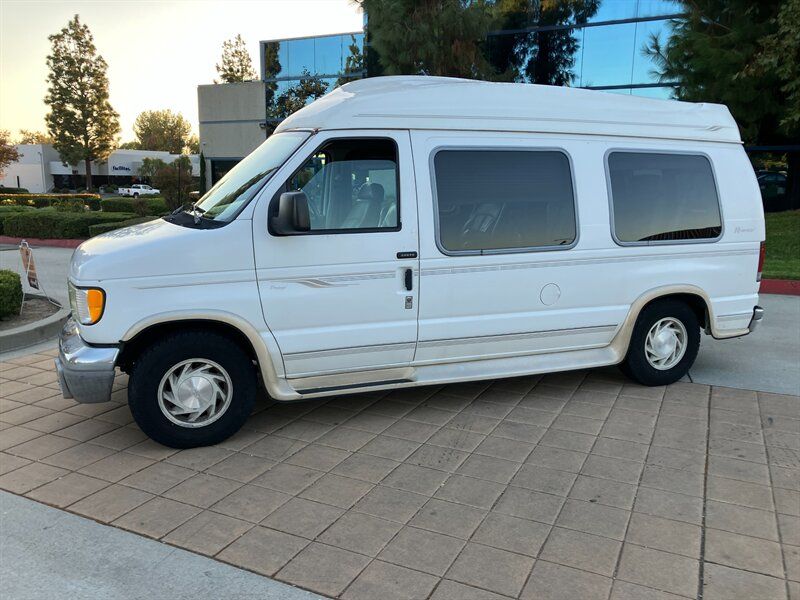 2003 Ford E150