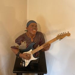 Beautiful Realistic Wilitts Statue 