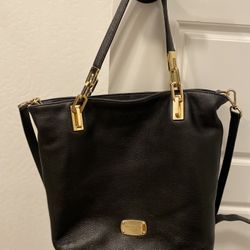 Michael Kors Pebbled Leather Gold Chain Shoulder Bag with Crossbody Strap – Black