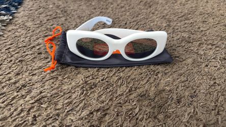 NEW SPY Hangout Sunglasses – White