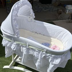 Lamont Home Baby Bassinet 