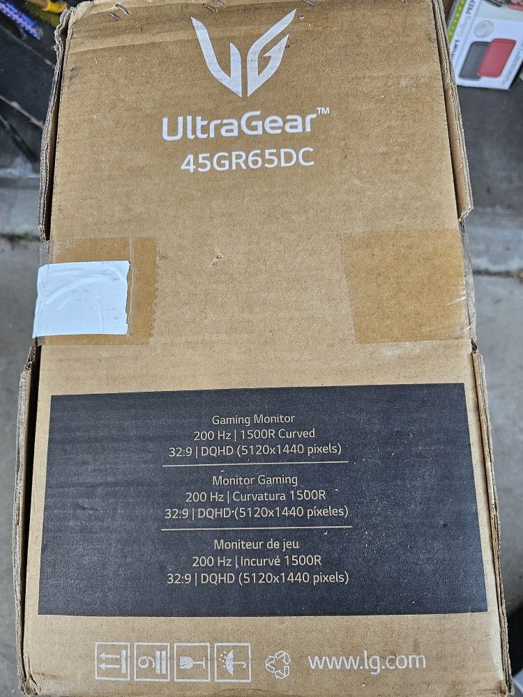 LG- UltraGear GAMING MONITOR