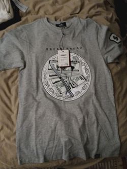 Break Bread Gray Graphic T-Shirt with Tags