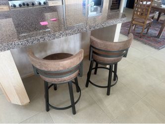 Madrid counter height stools (2)
