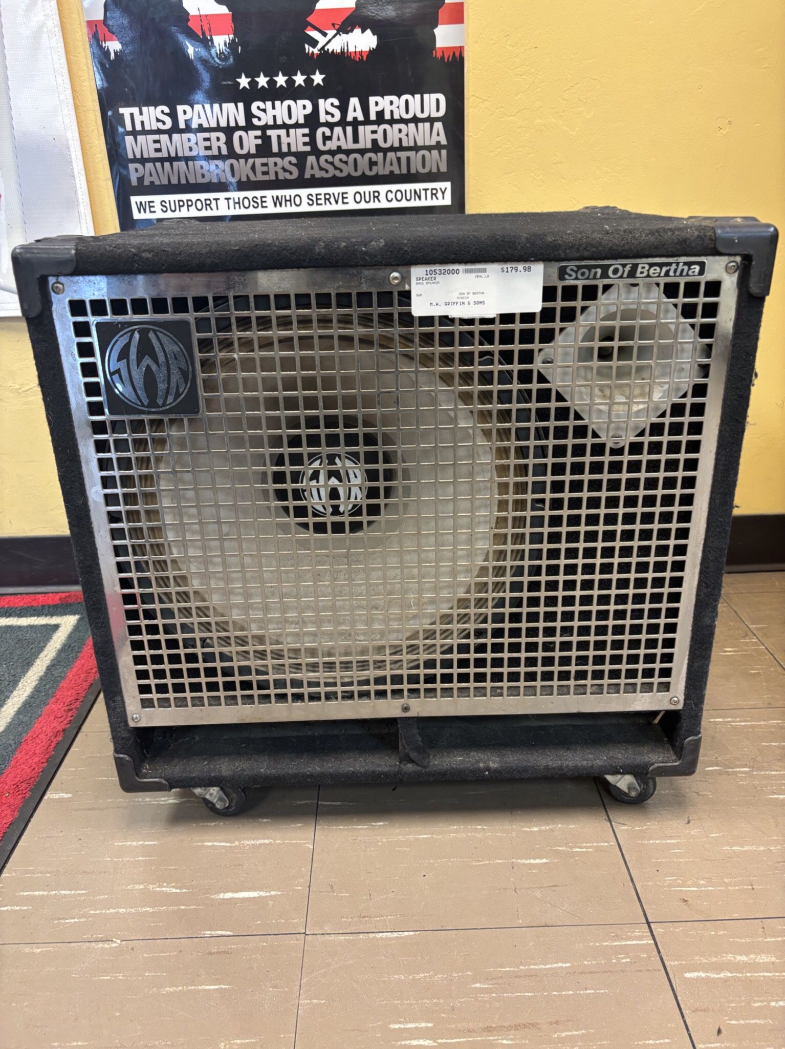 SWR Son Of Bertha 1x15 Bass Cabinet (Signs Of Heavy Wear)