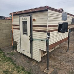 Truck Bed Camper Shell -Great For DIY  Project 