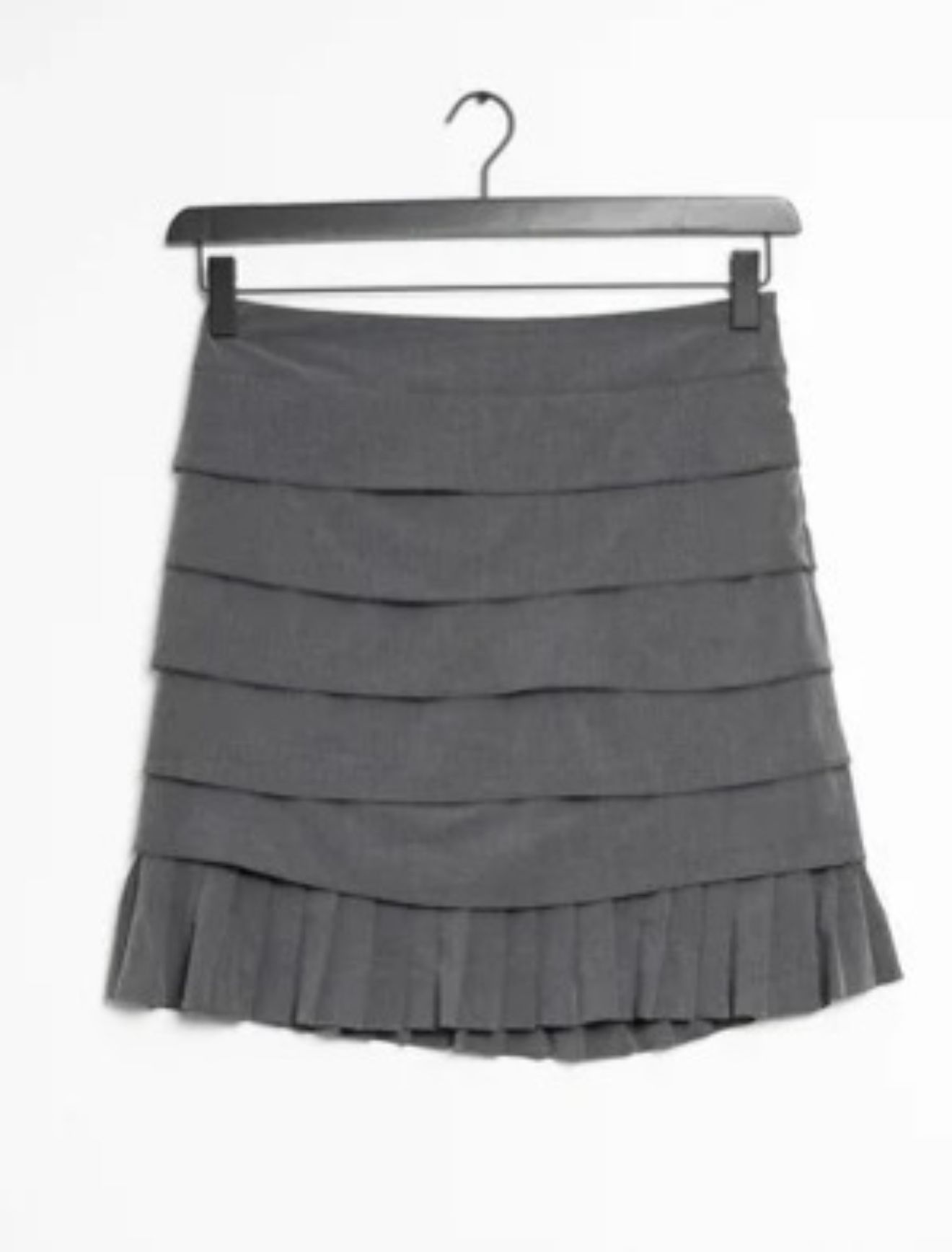 Sandro pleated layered skirt size 10 Workwear official classic Quiet Luxury style