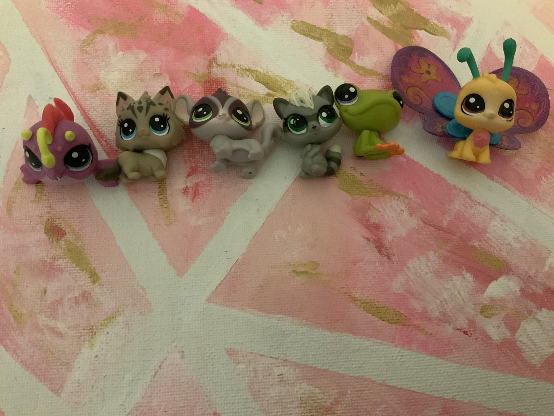 Hatchimals And Littlest Pet Shop Bundle