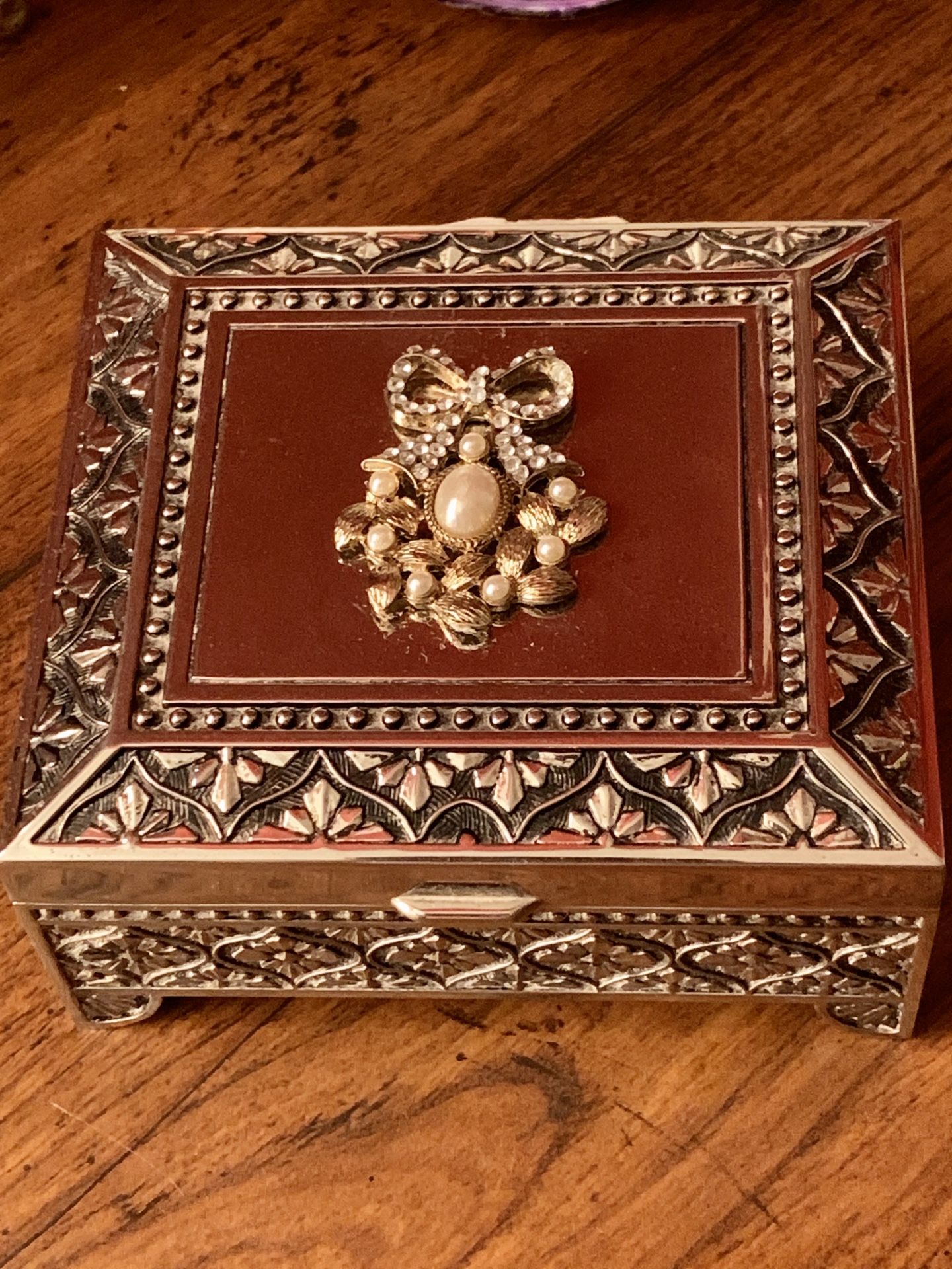 Rare Ornate 19th Century Style French Keepsake Trinket Box With Black Velvet Interior