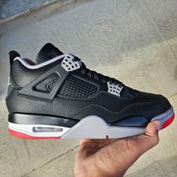 Men's sports shoes and sneakers