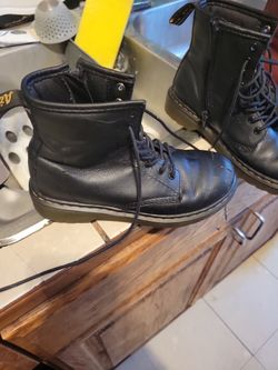 Dr.Martens Boots (Kids)
