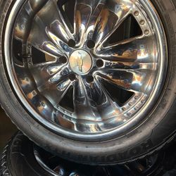 JUEGO DE RRINES PARA TROCAS CHEVROLET TAHOE SUBURVAN GMC YANTAZ BUENAS MEDIDA 20
