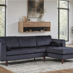 Sectional Velvet New!!!! 