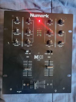 Numark M101 usb mixer (Black)