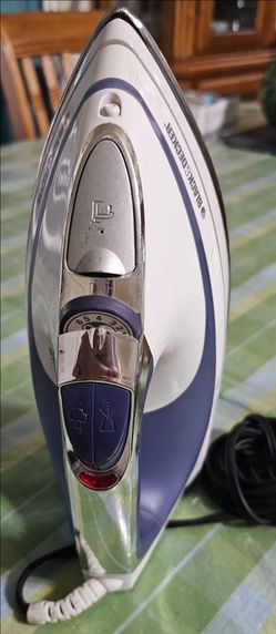 Black &Decker Iron/ Plancha