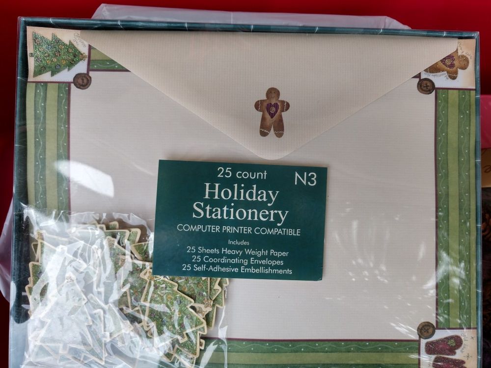 8 boxes of Christmas stationery, new