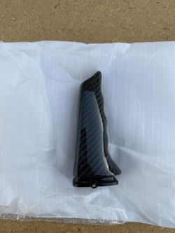 BMW Carbón Fiber Hand Brake E87/E81 - BMW 1 Series Hatchback & Sedan E82/E88 - BMW 1 Series Coupe & 1M E90/E91 - BMW 3 Series Sedan & M3 E92/E93 - BMW
