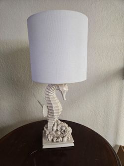 Seahorse lamp