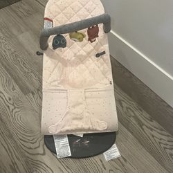 Bjorn bouncer with toy bar 