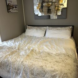 King Size Comforter With 2 Shams 