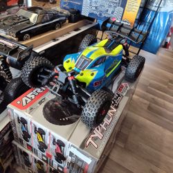 ARRMA Typhon 4x4 Beginner RC Buggy Brand New 