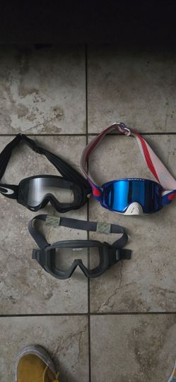 Oakley goggles