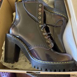 Kendra Women's Arcadia Leather Heeled Boots