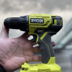 RYOBI ONE+ 18V Cordless 1/2 in. Drill/Driver Kit with (3) 1.5 Ah Batteries and (1) Charger