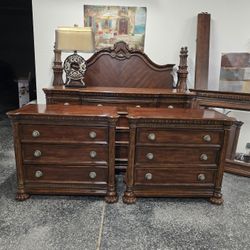 King Size Bedroom. PULASKI Furniture 