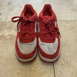 Nike Air Force 1 Low 'Valentine's Day Fleece' (2024).
