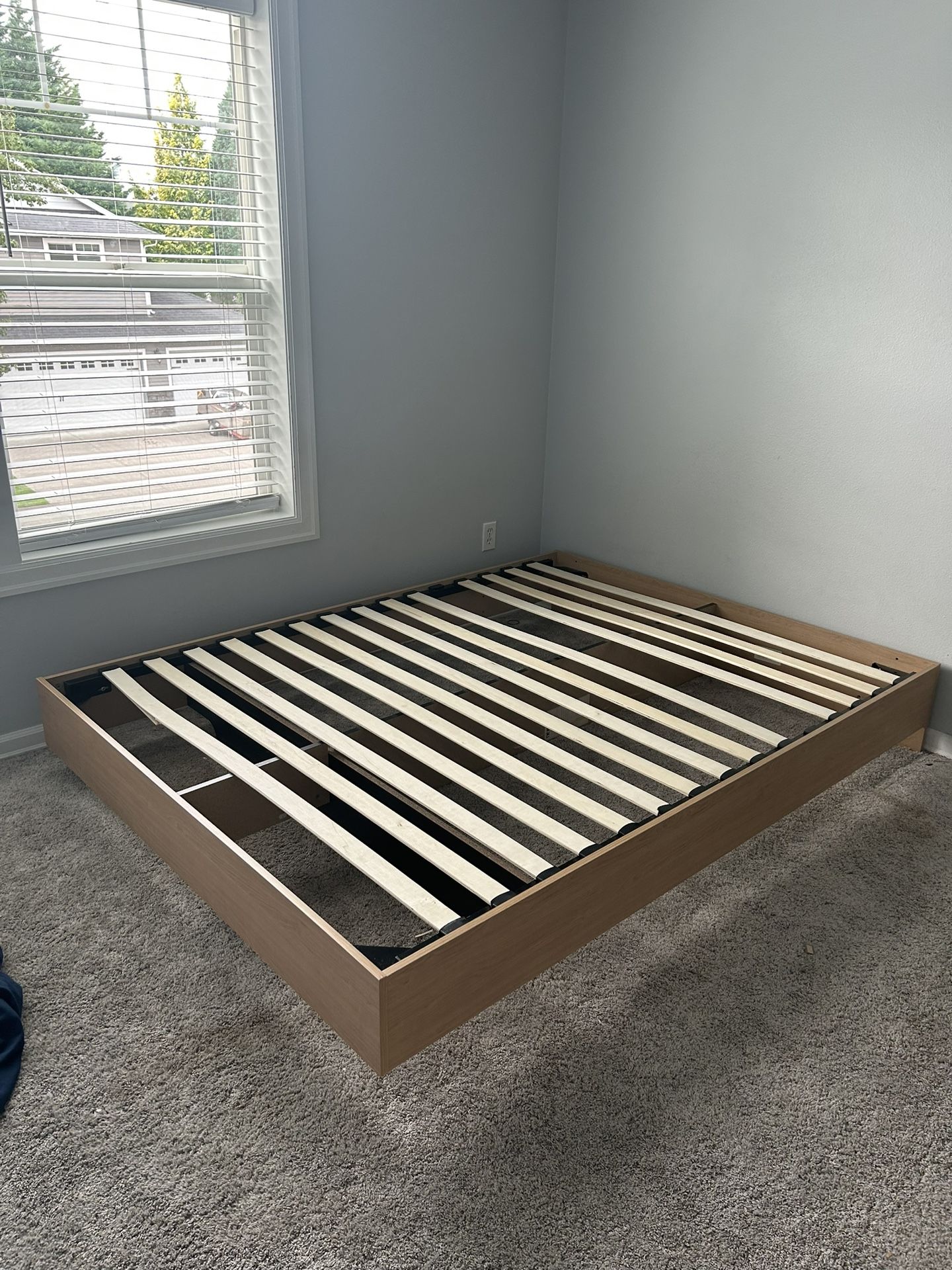 Free Queen Bed Frame – $0