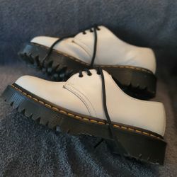 Dr. Martin Boots (White)
