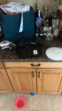 WiFi network bundle - airport, netgear, poe
