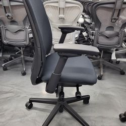 Rarely Used! Steelcase Amia Chair