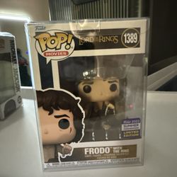 Frodo with The Ring 1389 Lord of the Rings SDCC EXCLUSIVE Funko