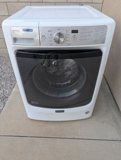 Maytag front load washer with pedestal