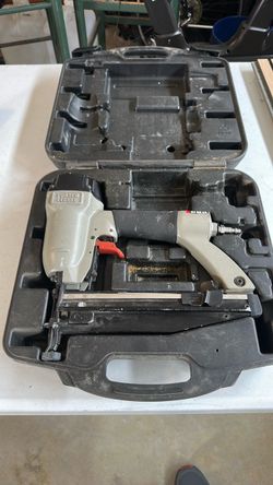 Nail gun