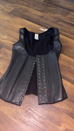 Ann cherry size 34