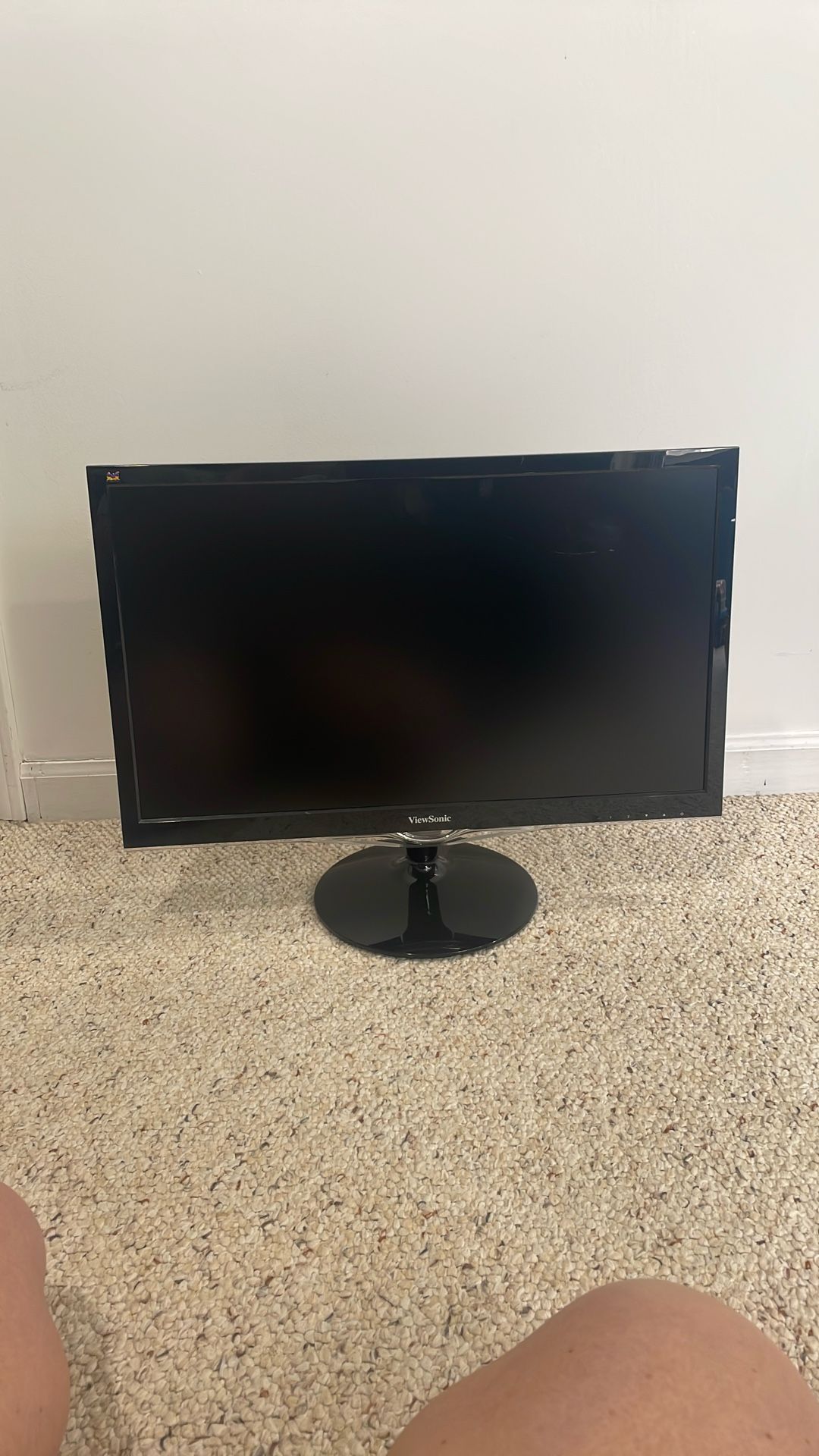 Computer Monitor - Great Condition