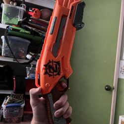 NERF RoughCut 2x4 Zombie Strike N-Strike Elite Orange Foam Dart Gun Blaster HTF