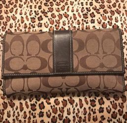 Coach wallet