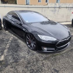 2014 Tesla Model S