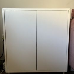 White Cabinet