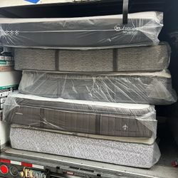 Mattress Sale! $10 Down Take Now! Msg Asap