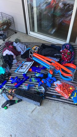 Free stuff! Leftover from yard sale and more added today. 8/30